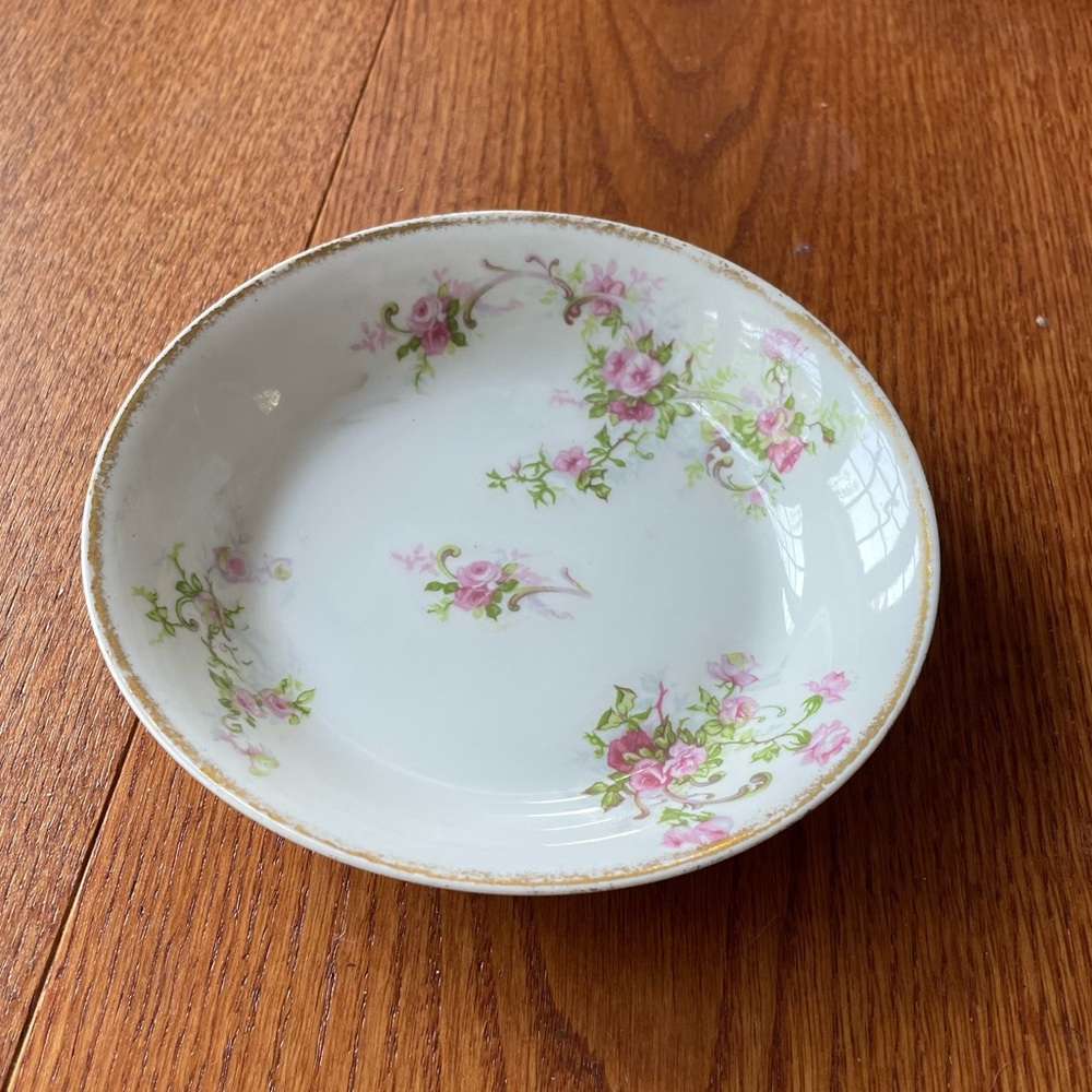 Limoges rose-decorated berry ~ dessert plate